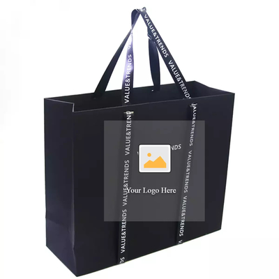 साटन रिबन के साथ OEM 20x25x10cm निजीकृत पेपर परिधान बैग: